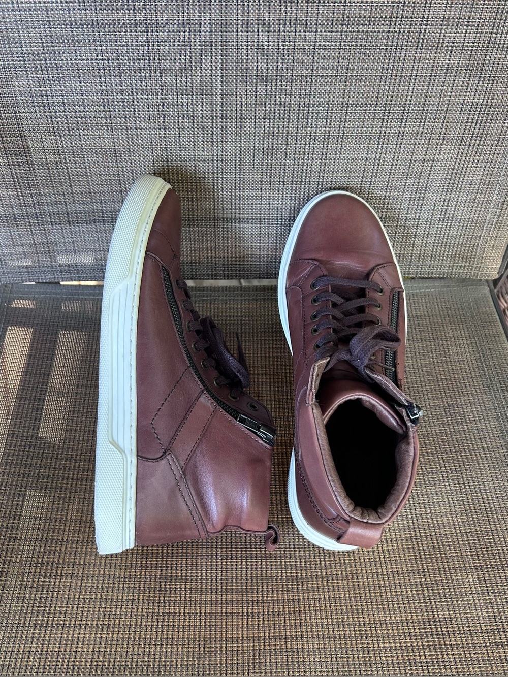Genuine full grain leather side-zip high tops
